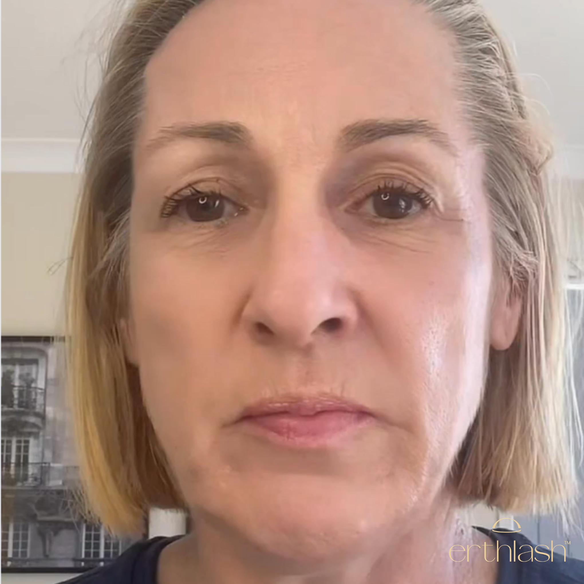 How to Apply our Fibre Lash Mascara